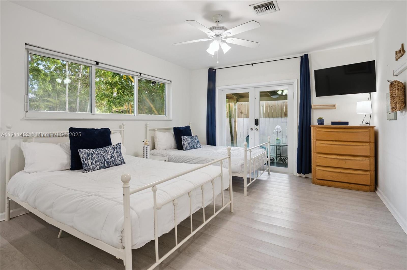 CARIB HOMES - Residential