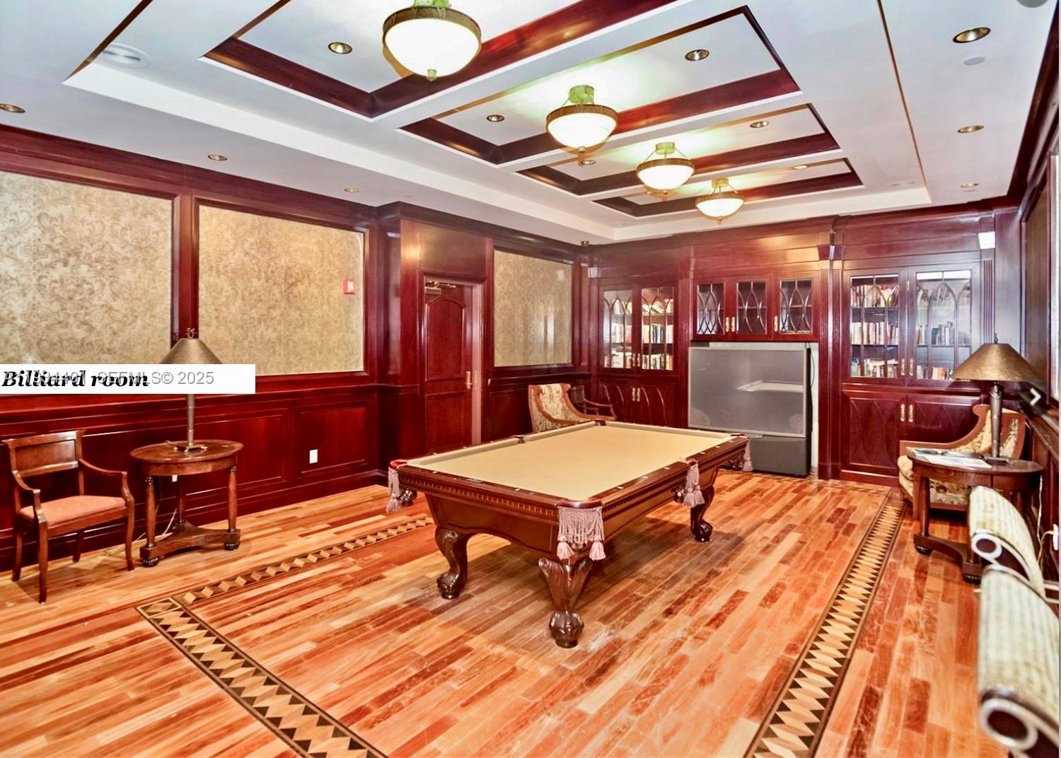 SOLIMAR CONDO - Residential