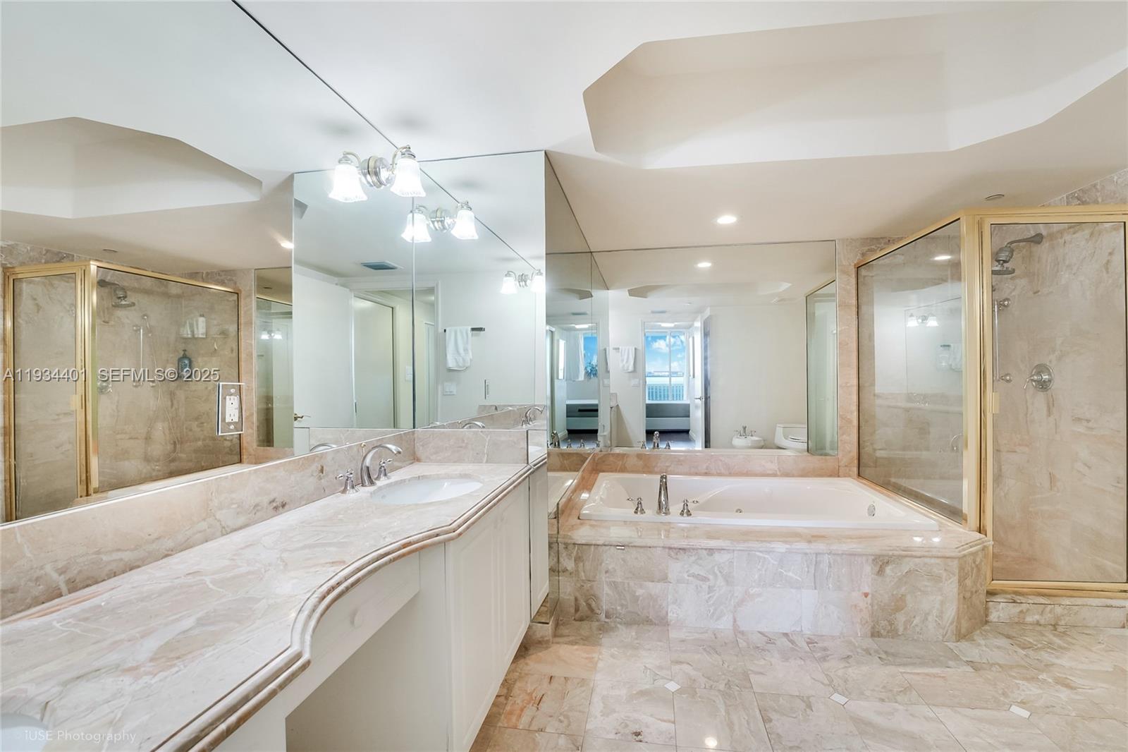 SOLIMAR CONDO - Residential