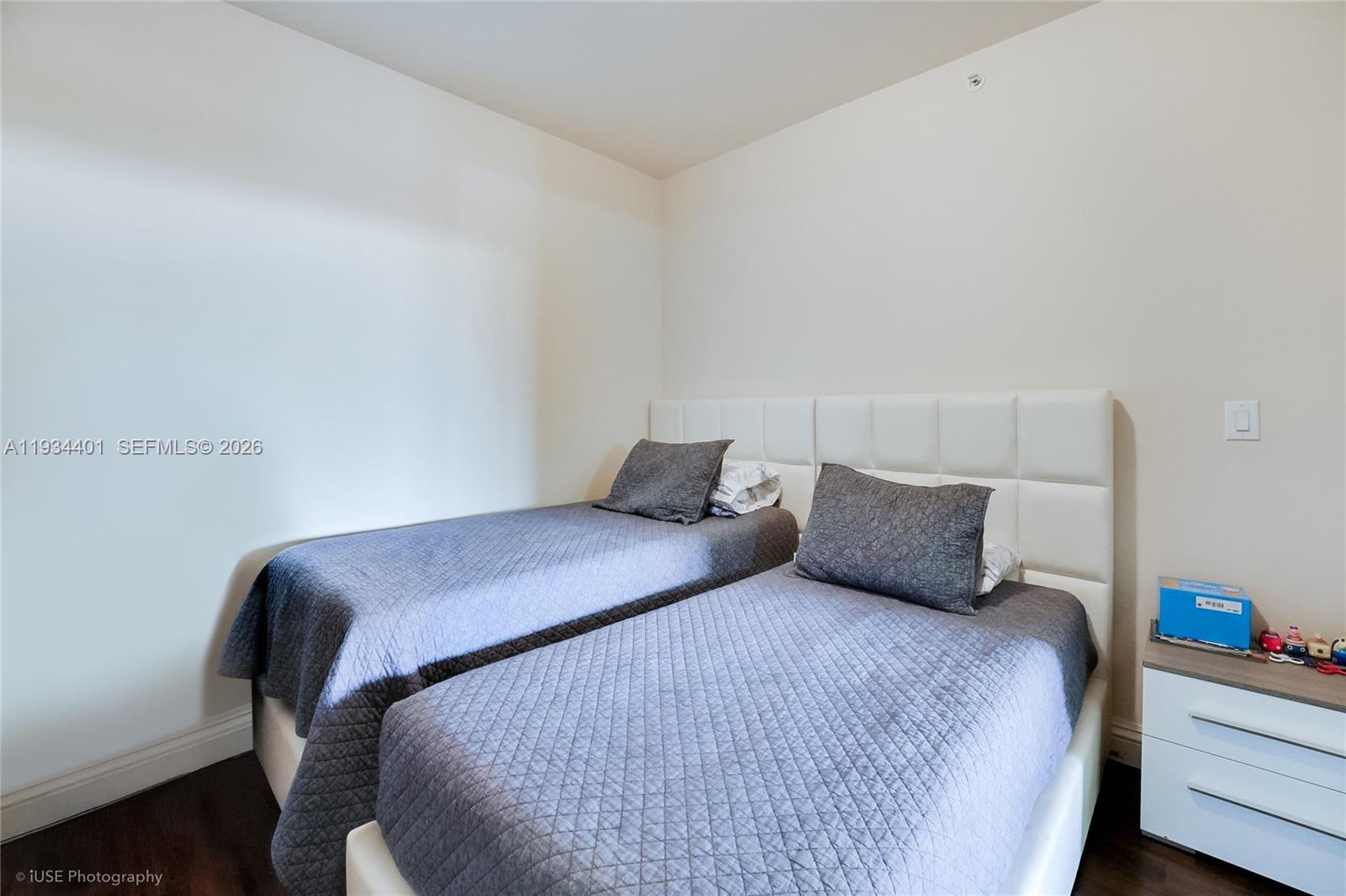 SOLIMAR CONDO - Residential