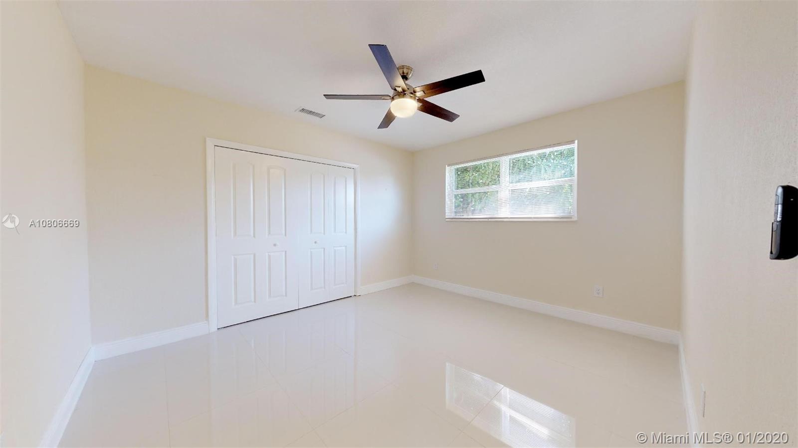 THE BANYAN DRIVE ESTATES - Residential