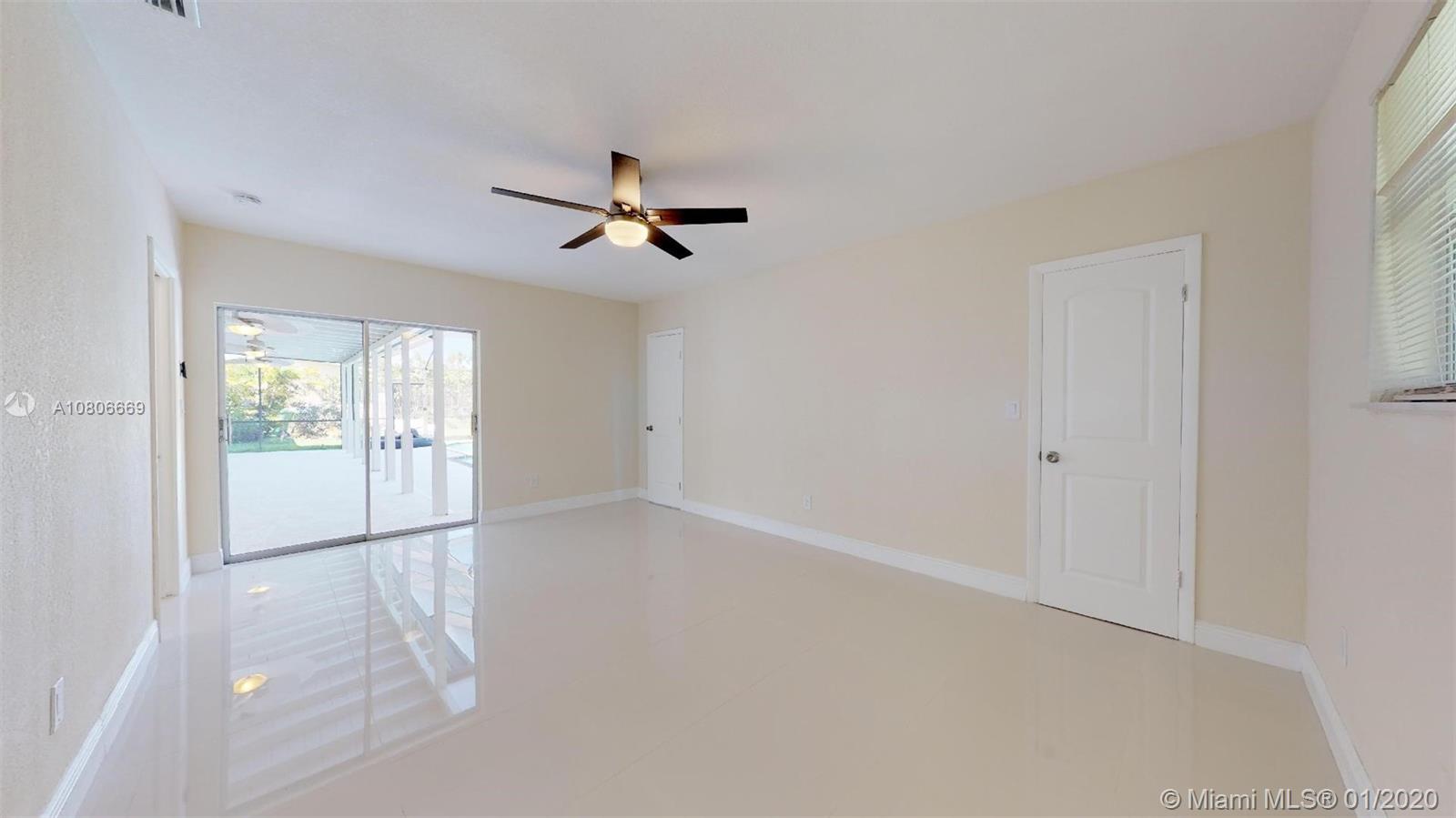 THE BANYAN DRIVE ESTATES - Residential