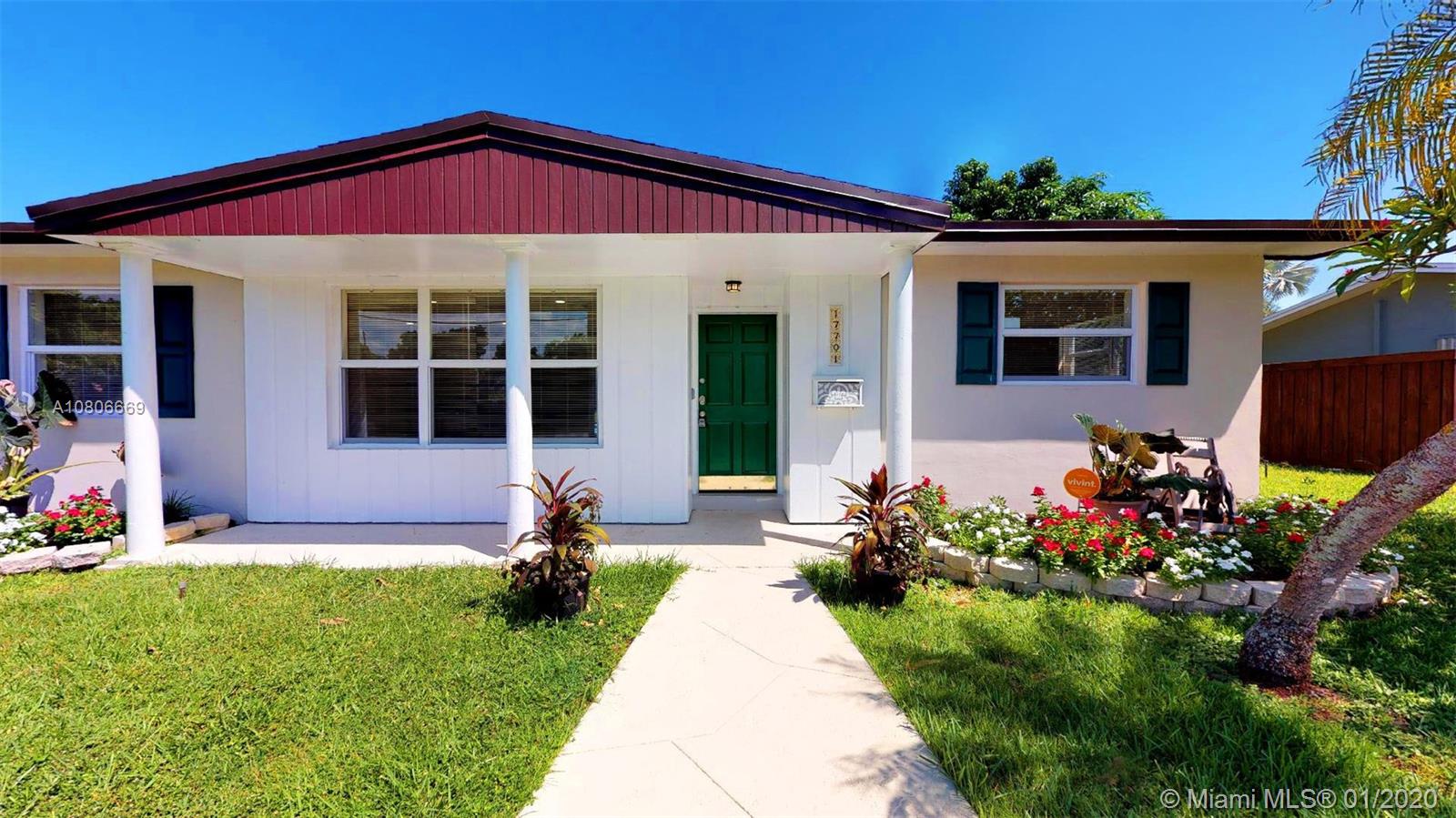 THE BANYAN DRIVE ESTATES - Residential