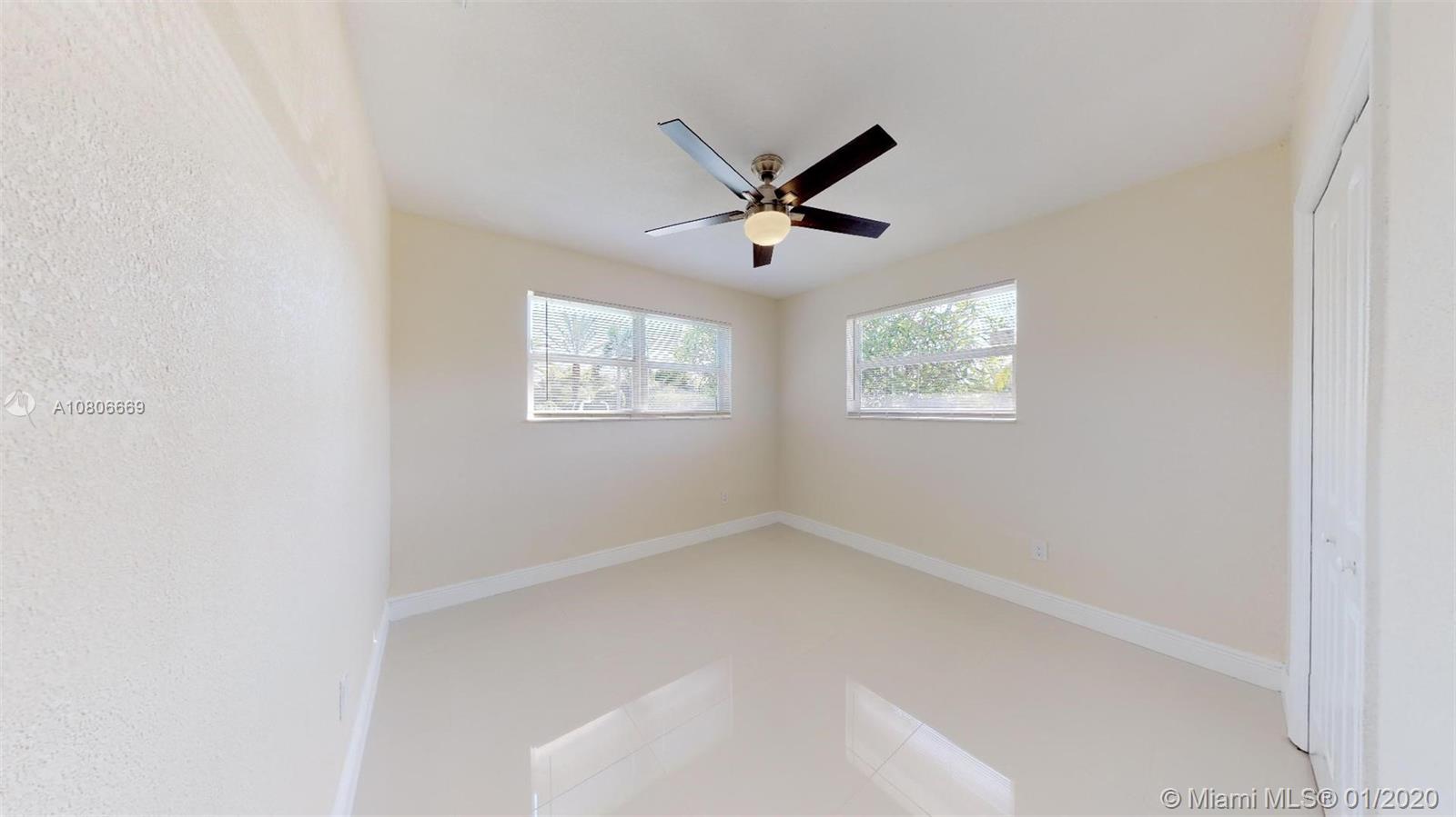 THE BANYAN DRIVE ESTATES - Residential