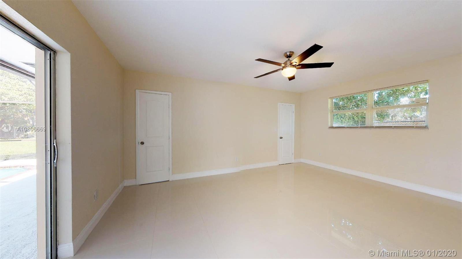 THE BANYAN DRIVE ESTATES - Residential