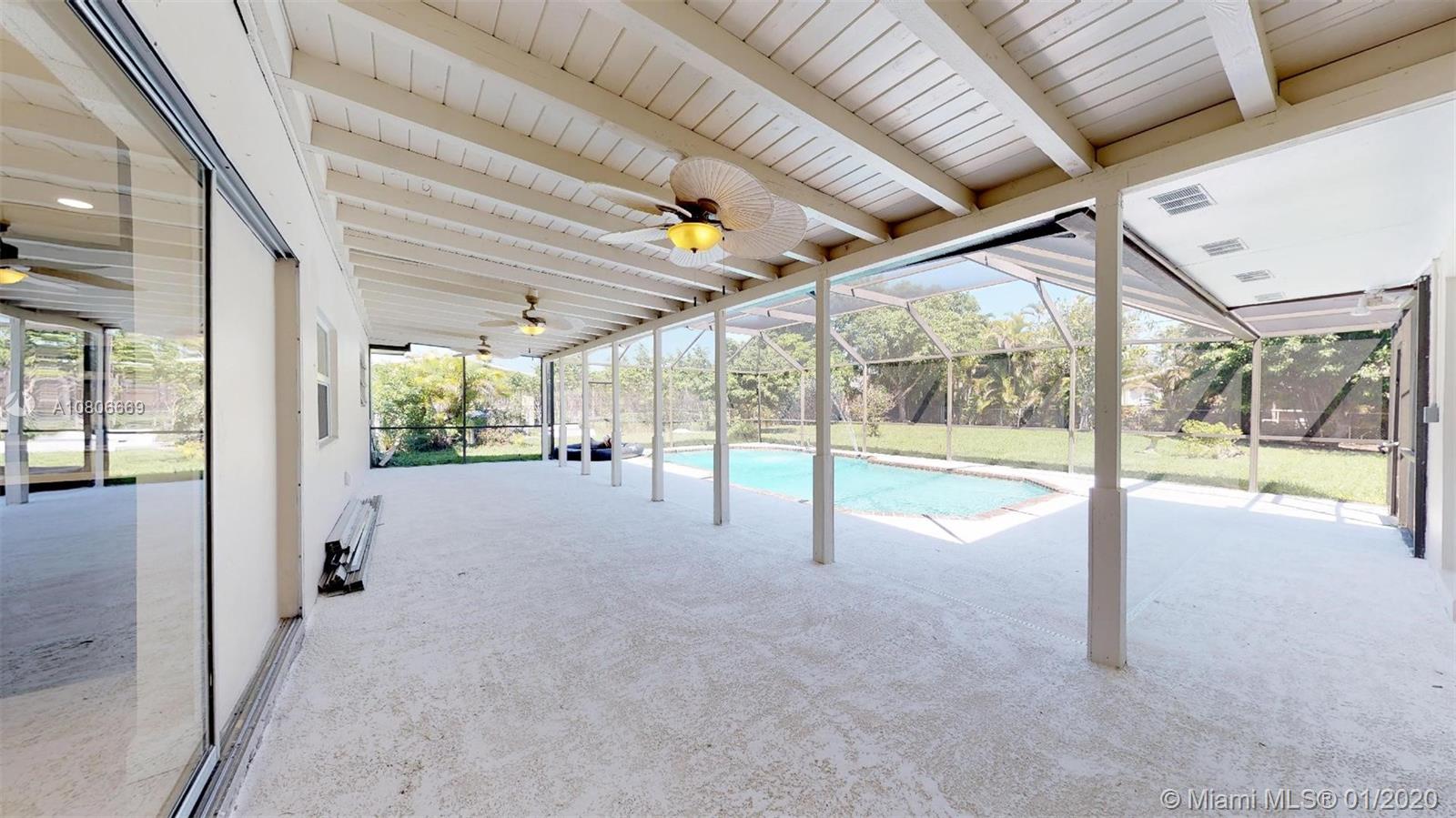 THE BANYAN DRIVE ESTATES - Residential