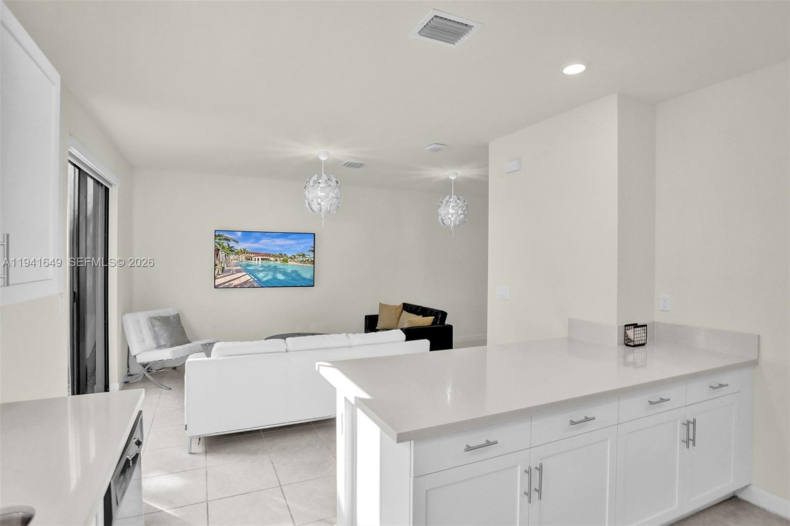 AQUABELLA SECTION ONE - Residential