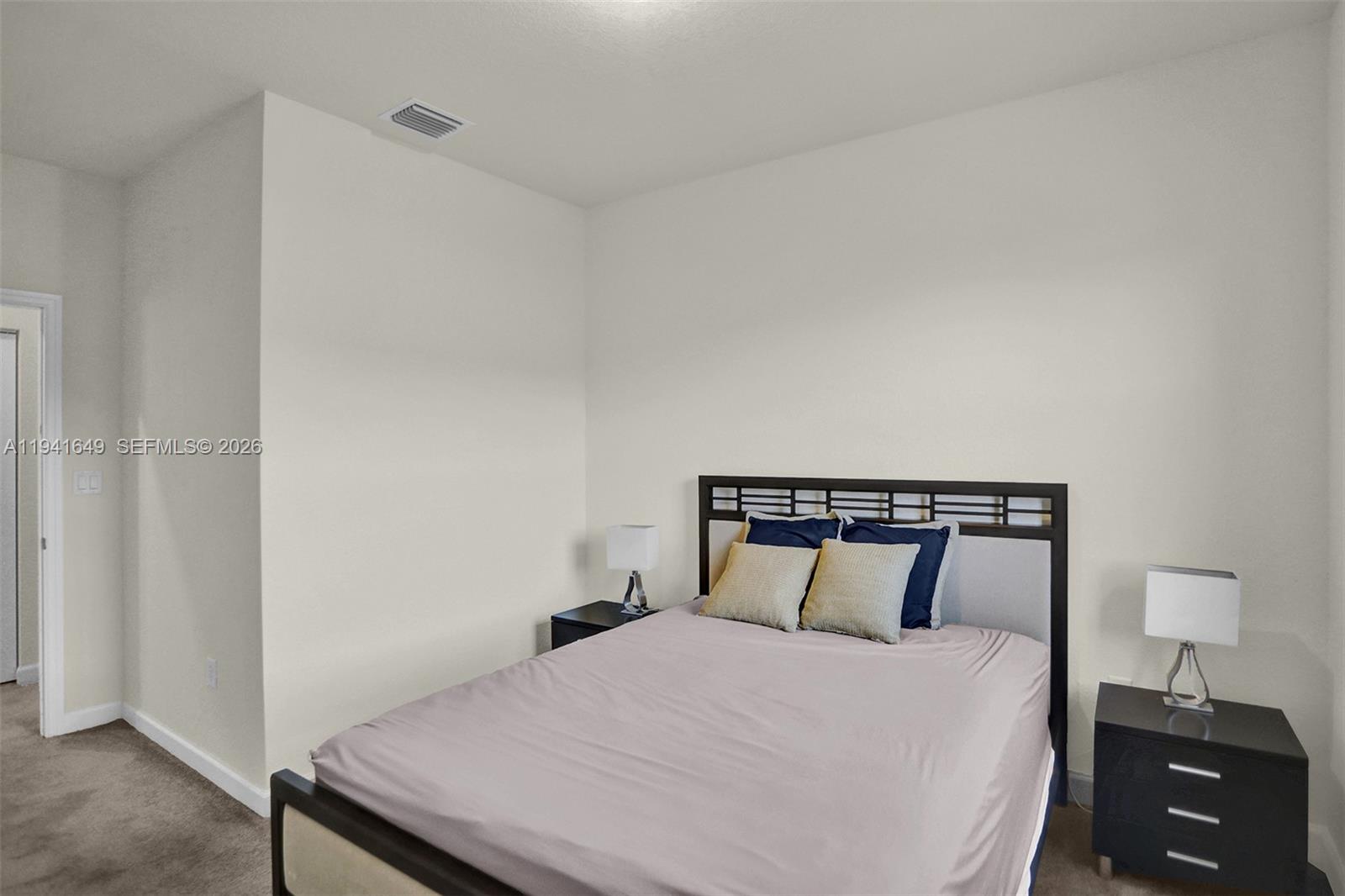 AQUABELLA SECTION ONE - Residential