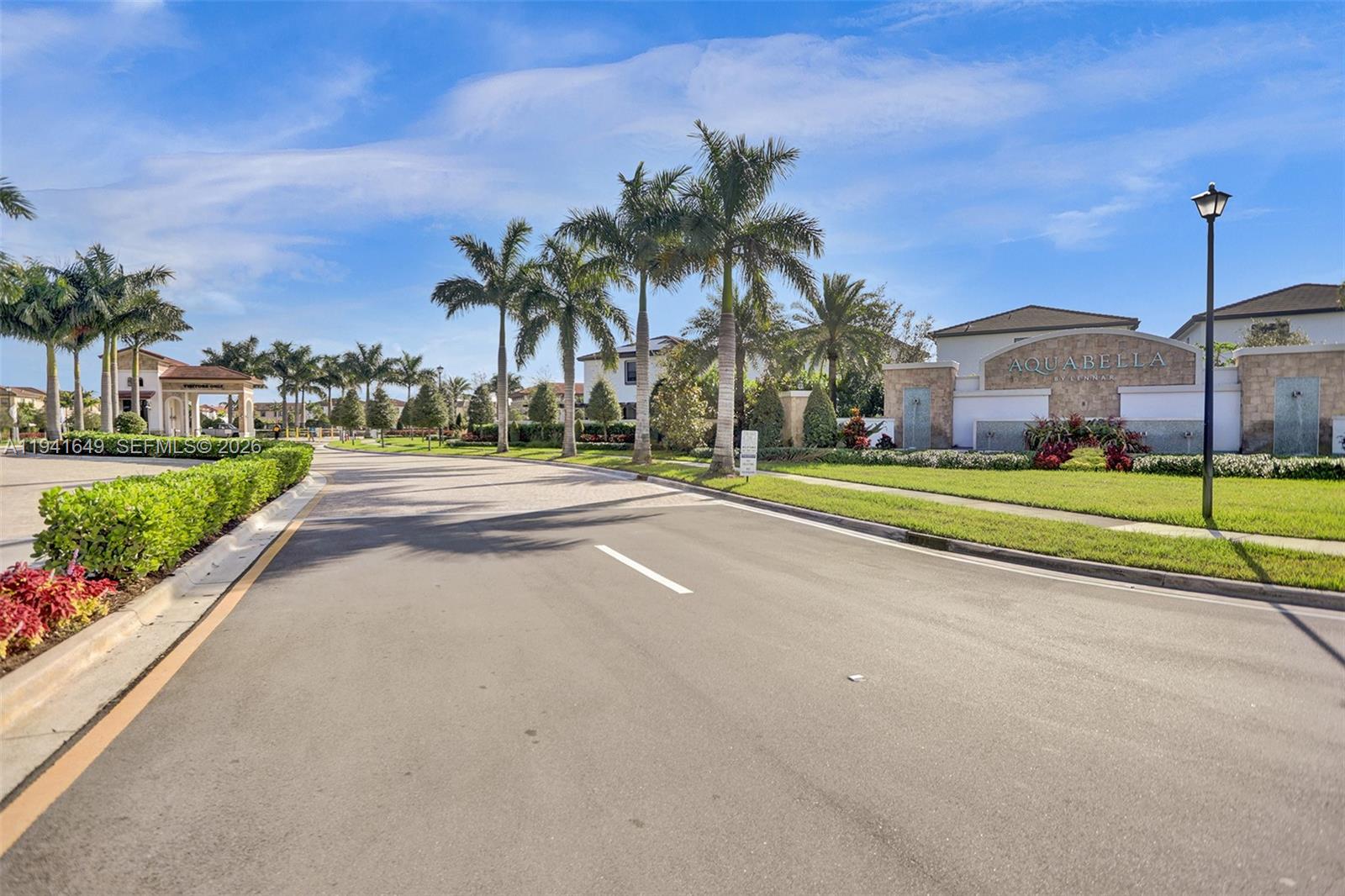 AQUABELLA SECTION ONE - Residential