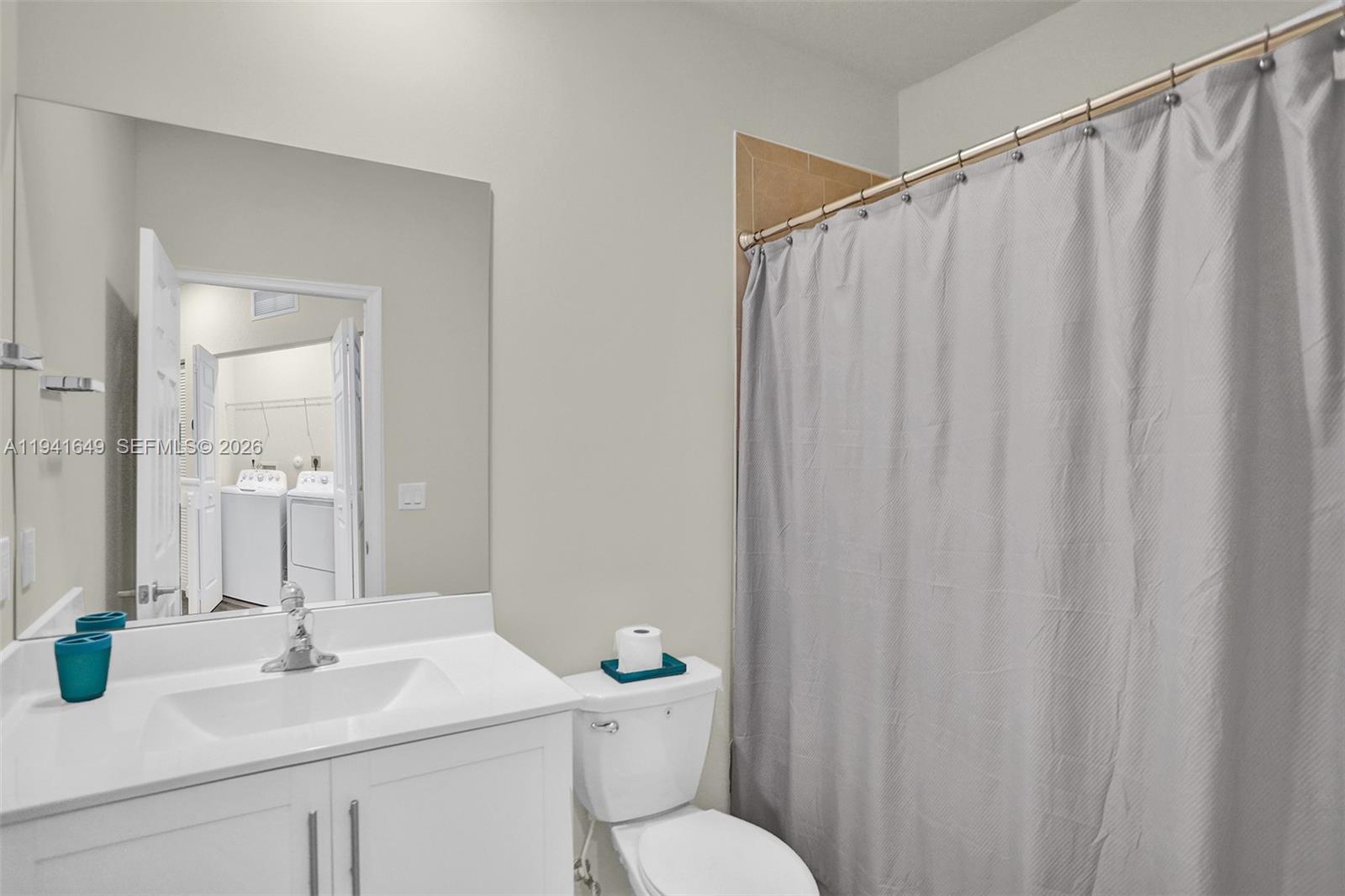 AQUABELLA SECTION ONE - Residential