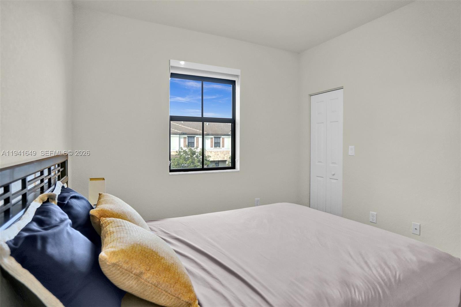 AQUABELLA SECTION ONE - Residential