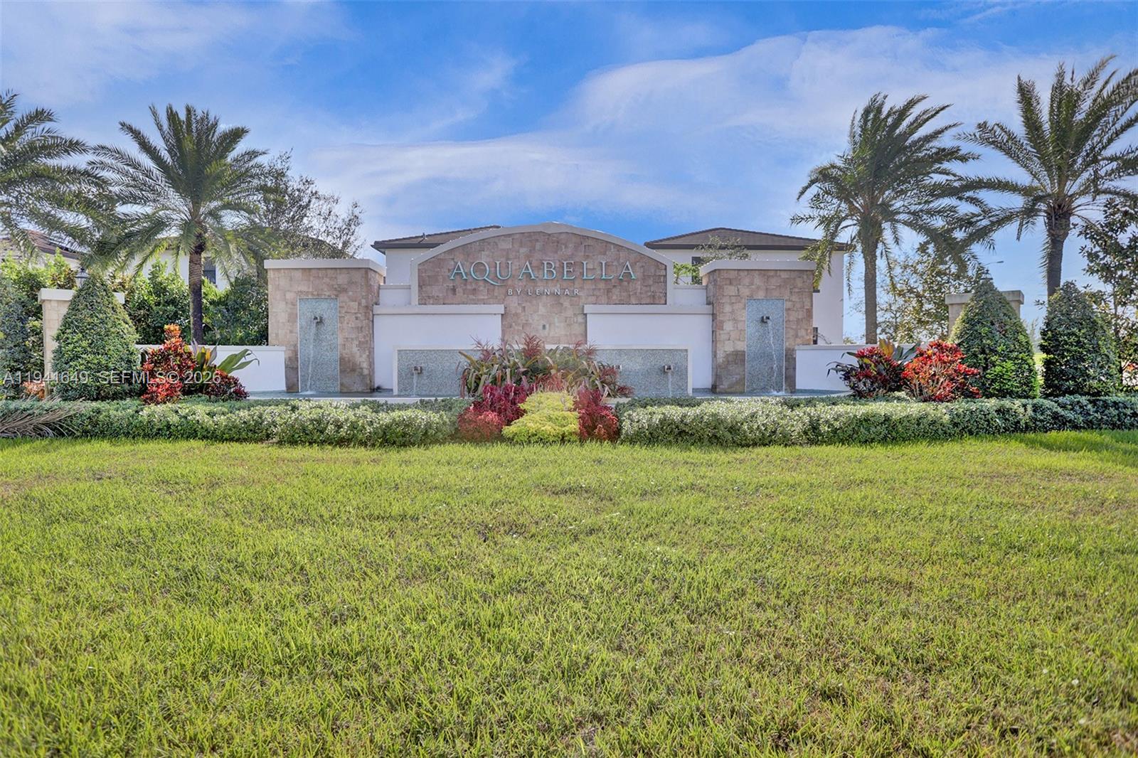 AQUABELLA SECTION ONE - Residential