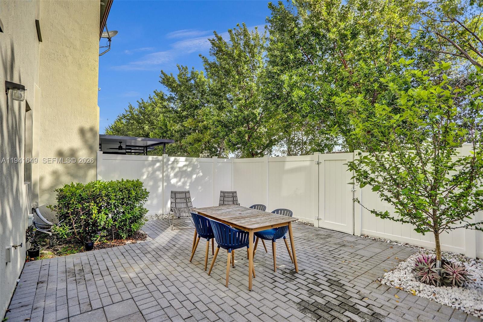 AQUABELLA SECTION ONE - Residential