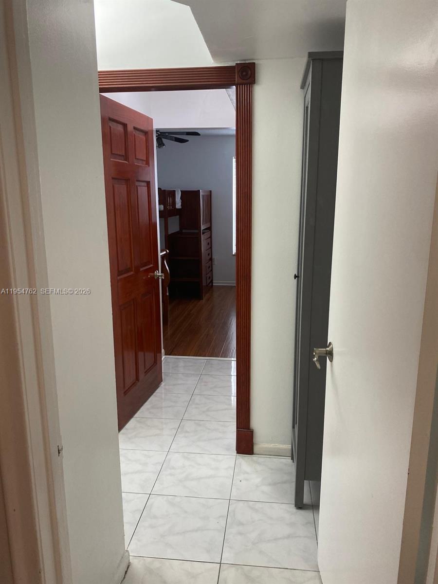 NEW LAND GARDENS CONDO - Residential