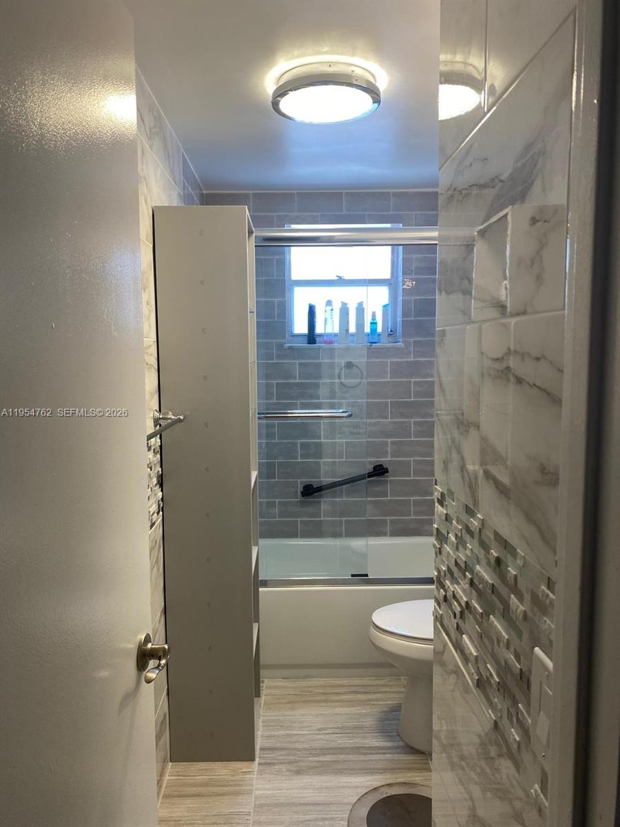 NEW LAND GARDENS CONDO - Residential