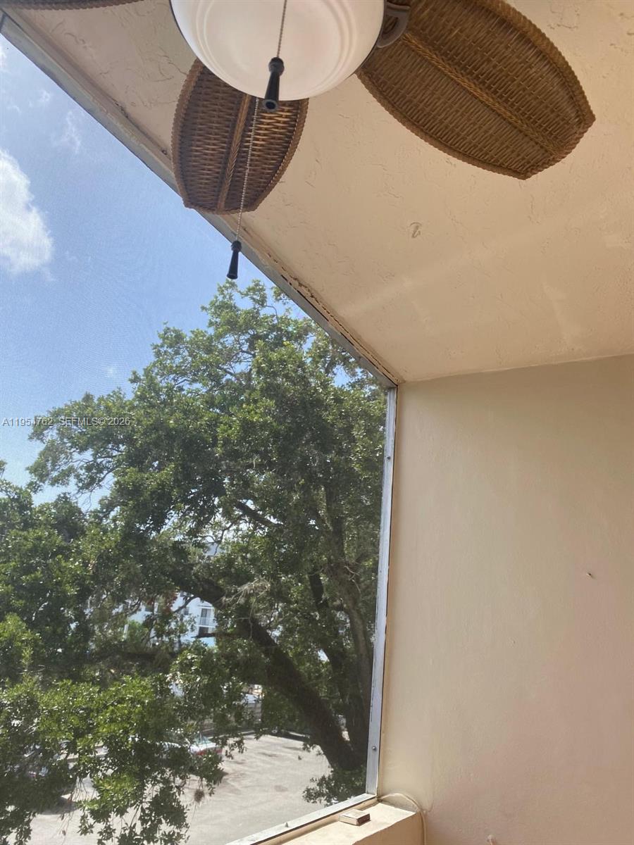 NEW LAND GARDENS CONDO - Residential