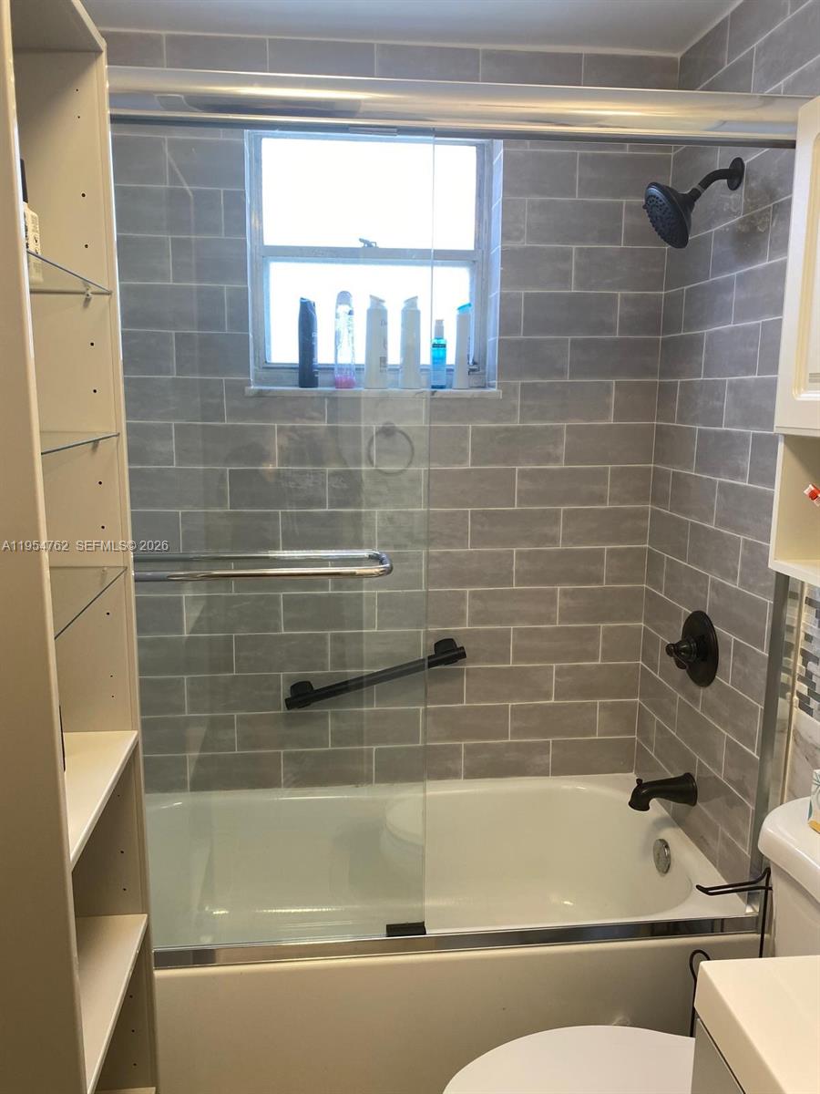 NEW LAND GARDENS CONDO - Residential