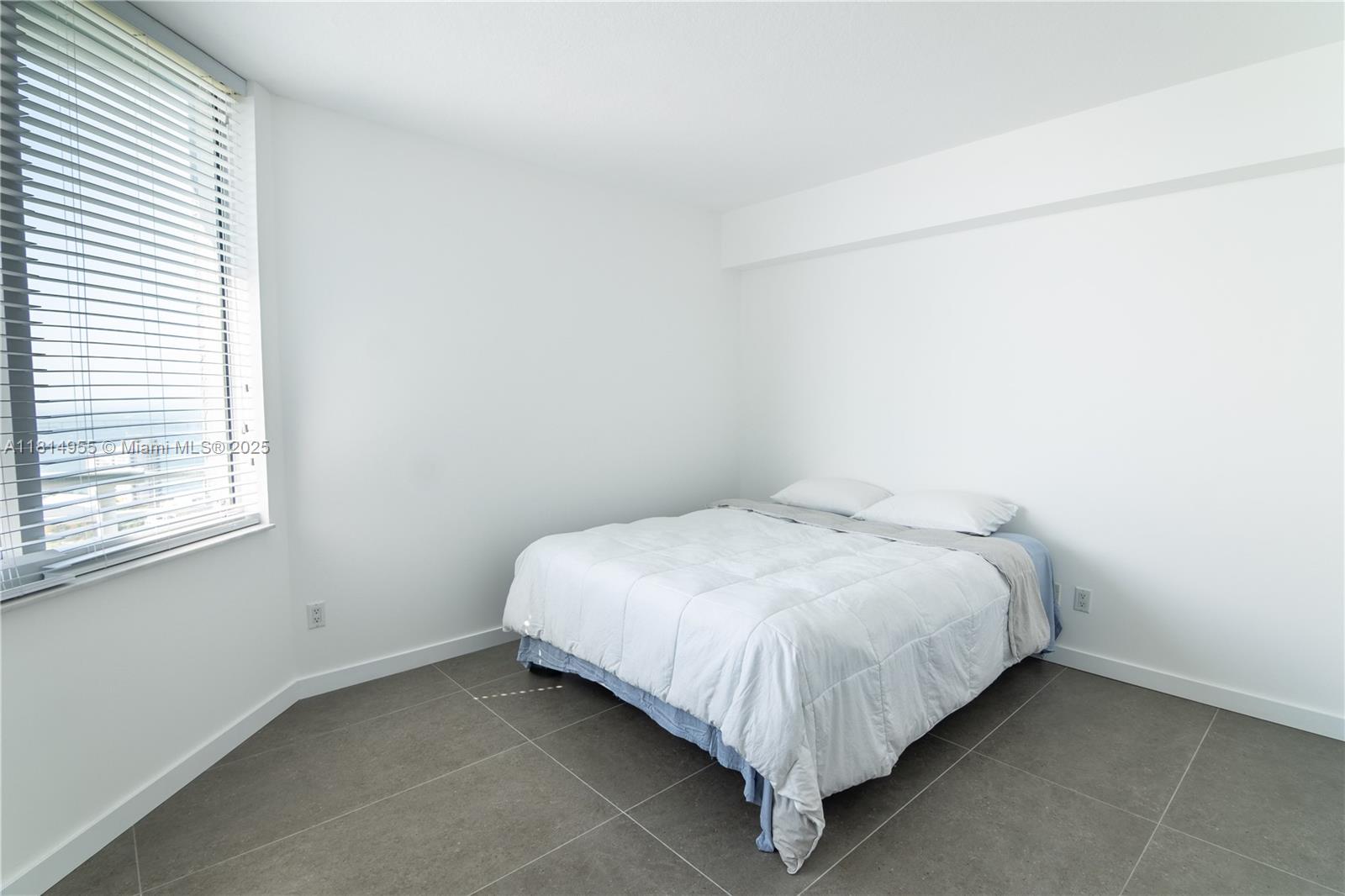 ONE MIAMI EAST CONDO - Residential Lease