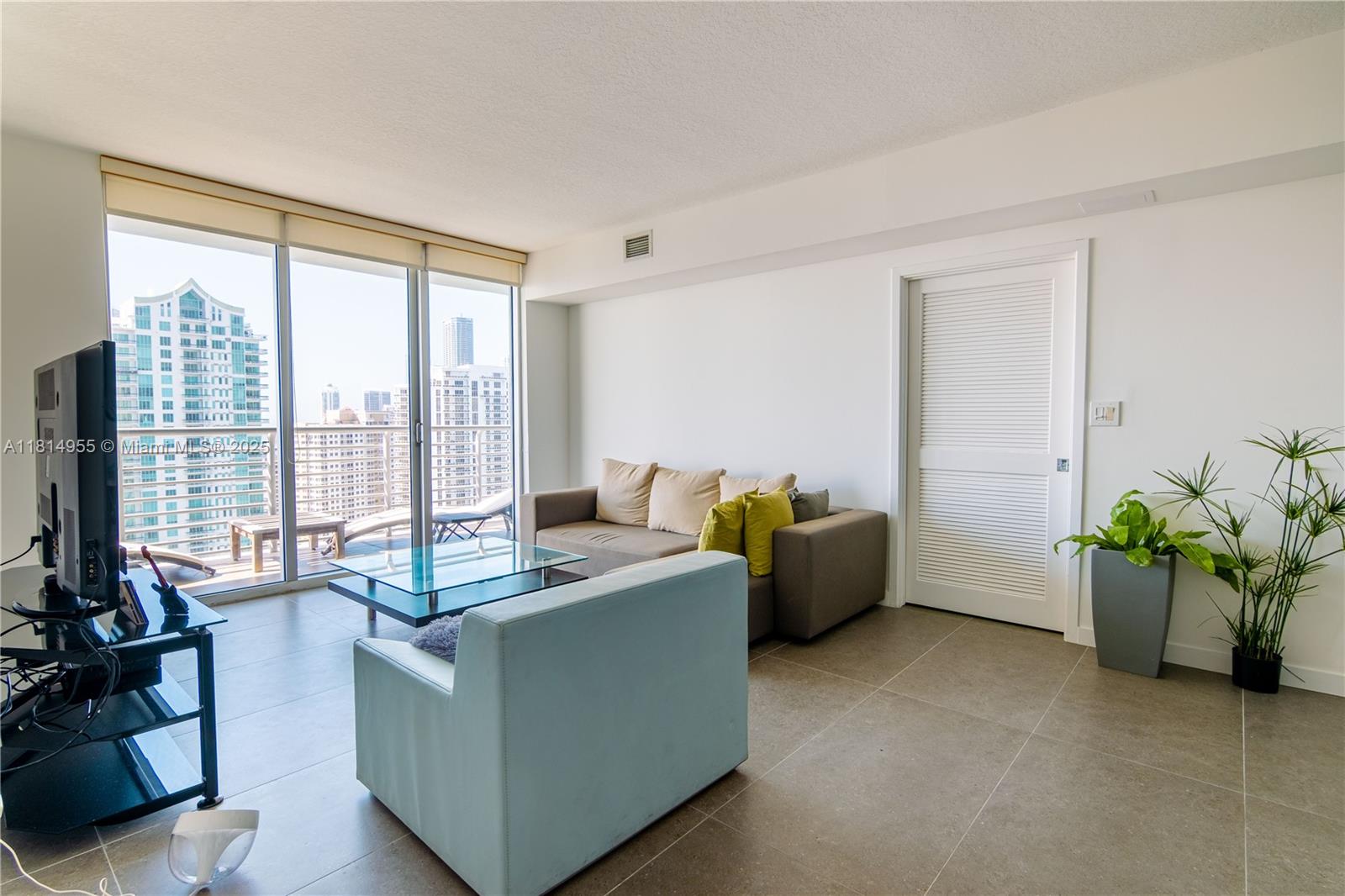 ONE MIAMI EAST CONDO - Residential Lease