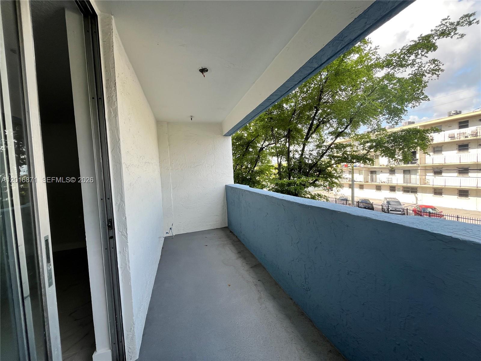 5050 NW 7th St 220, Miami FL 33126