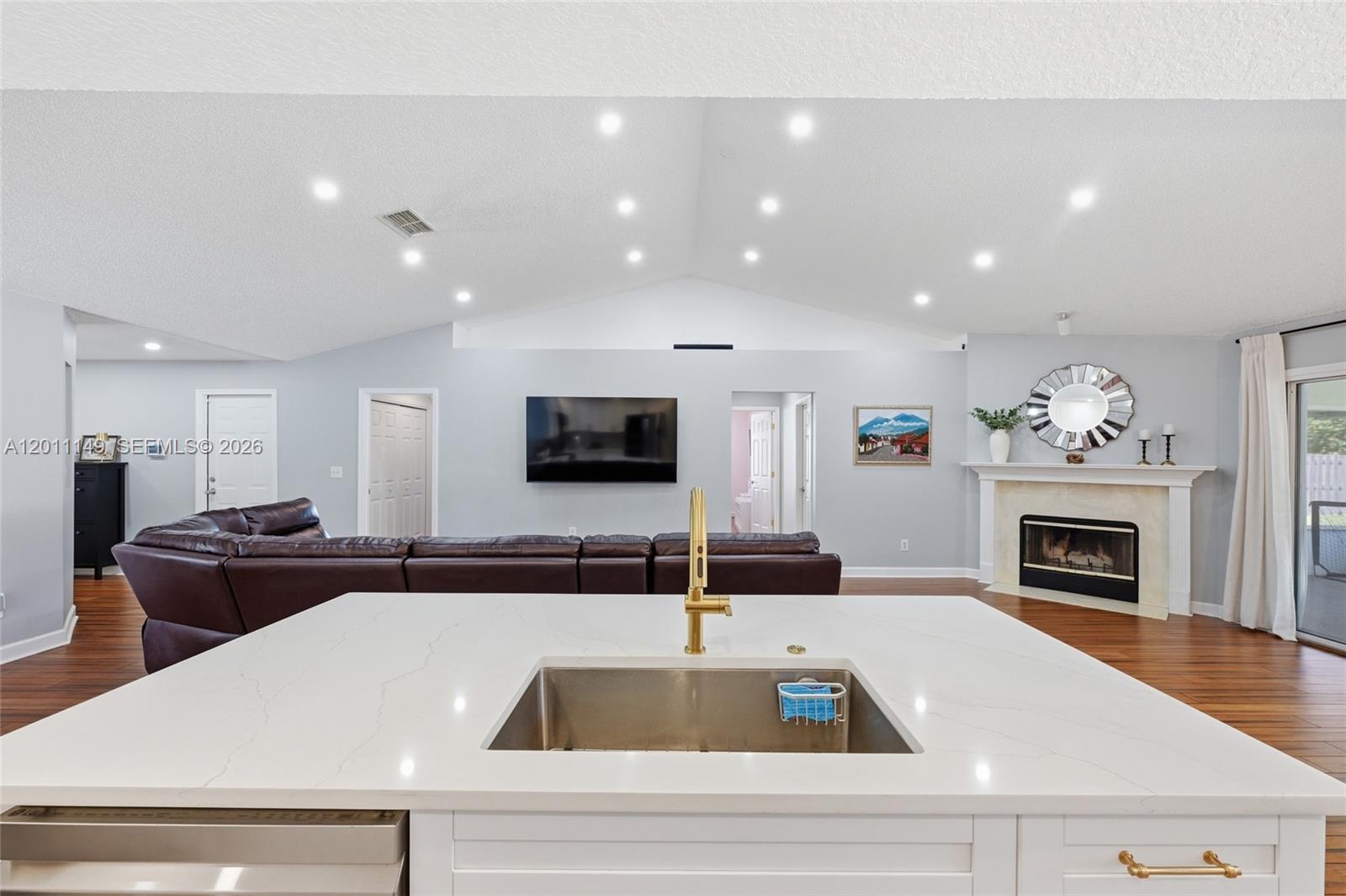 Derris Creek - Residential