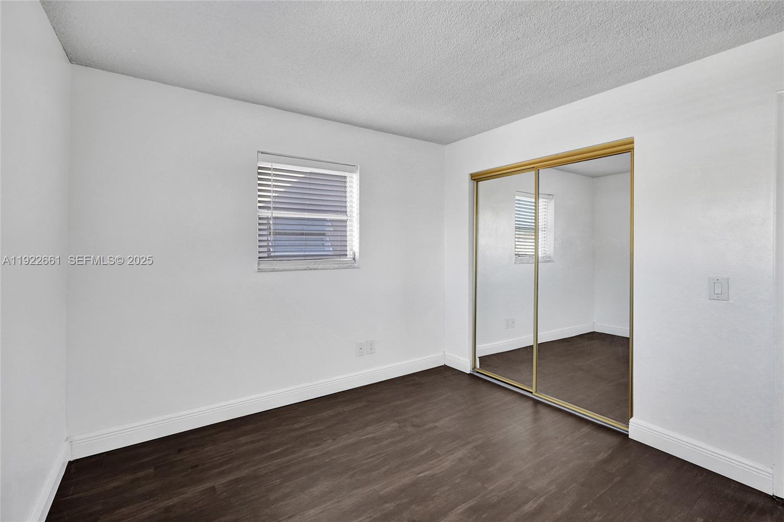 ARROWHEAD CONDO NO III - Residential