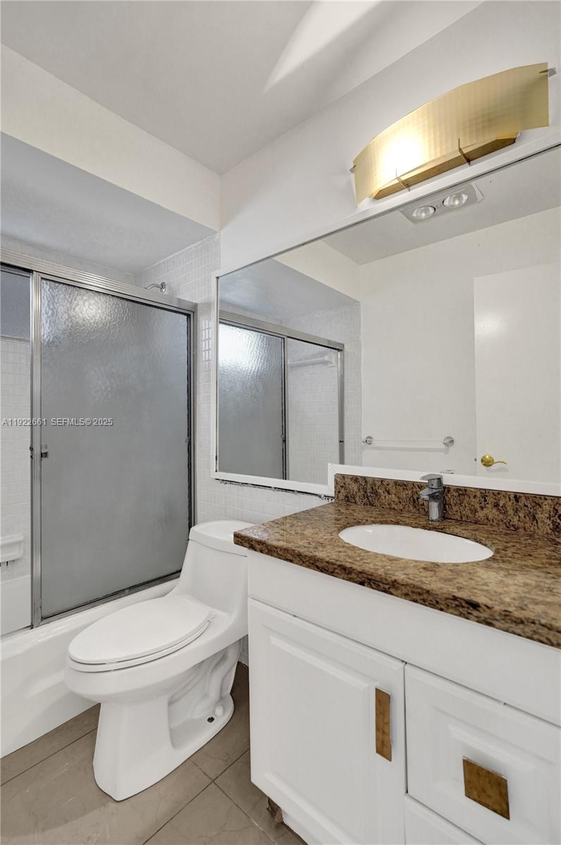 ARROWHEAD CONDO NO III - Residential