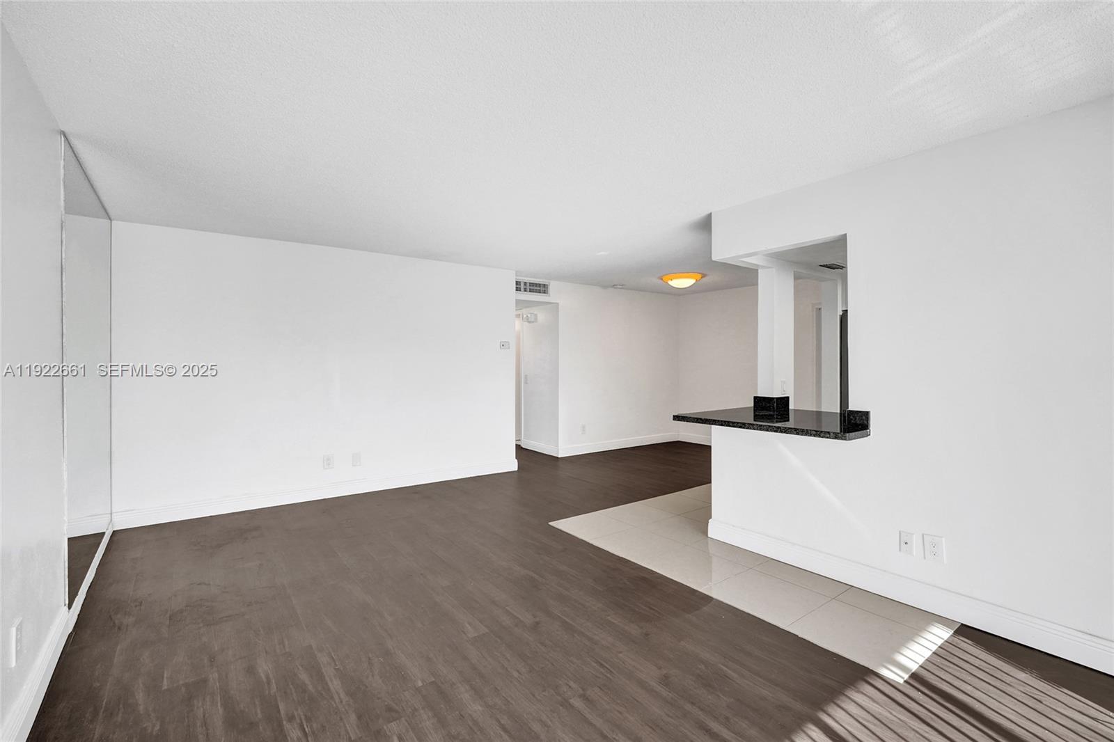 ARROWHEAD CONDO NO III - Residential