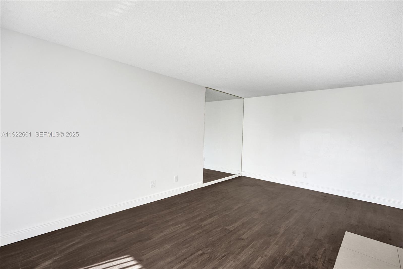 ARROWHEAD CONDO NO III - Residential