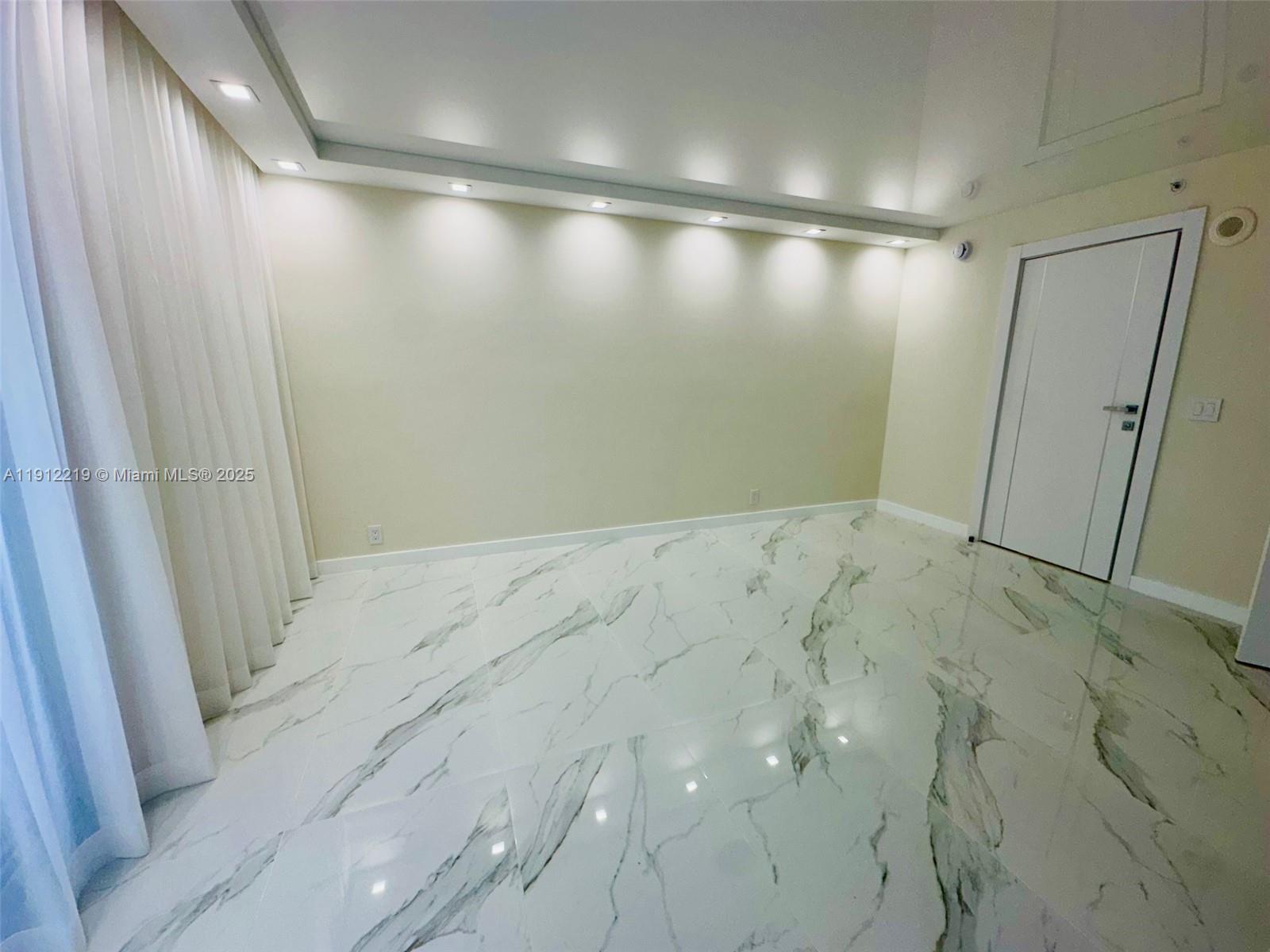 MYSTIC POINTE TOWER 400 C - Residential Lease