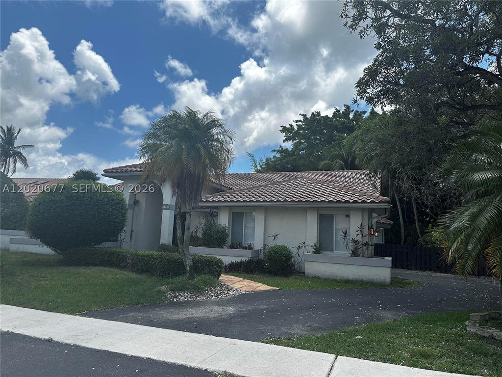 Photo of 1200 NW 101st Ave, Plantation, FL 33322 (MLS # A12020677)