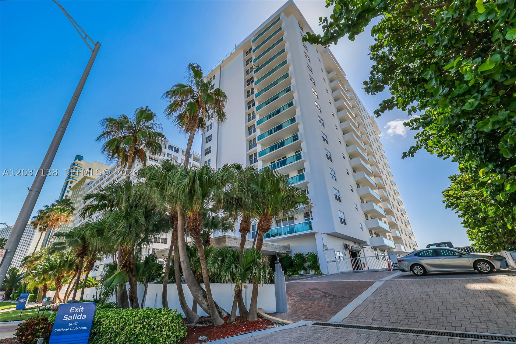 5001 Collins Ave 6E