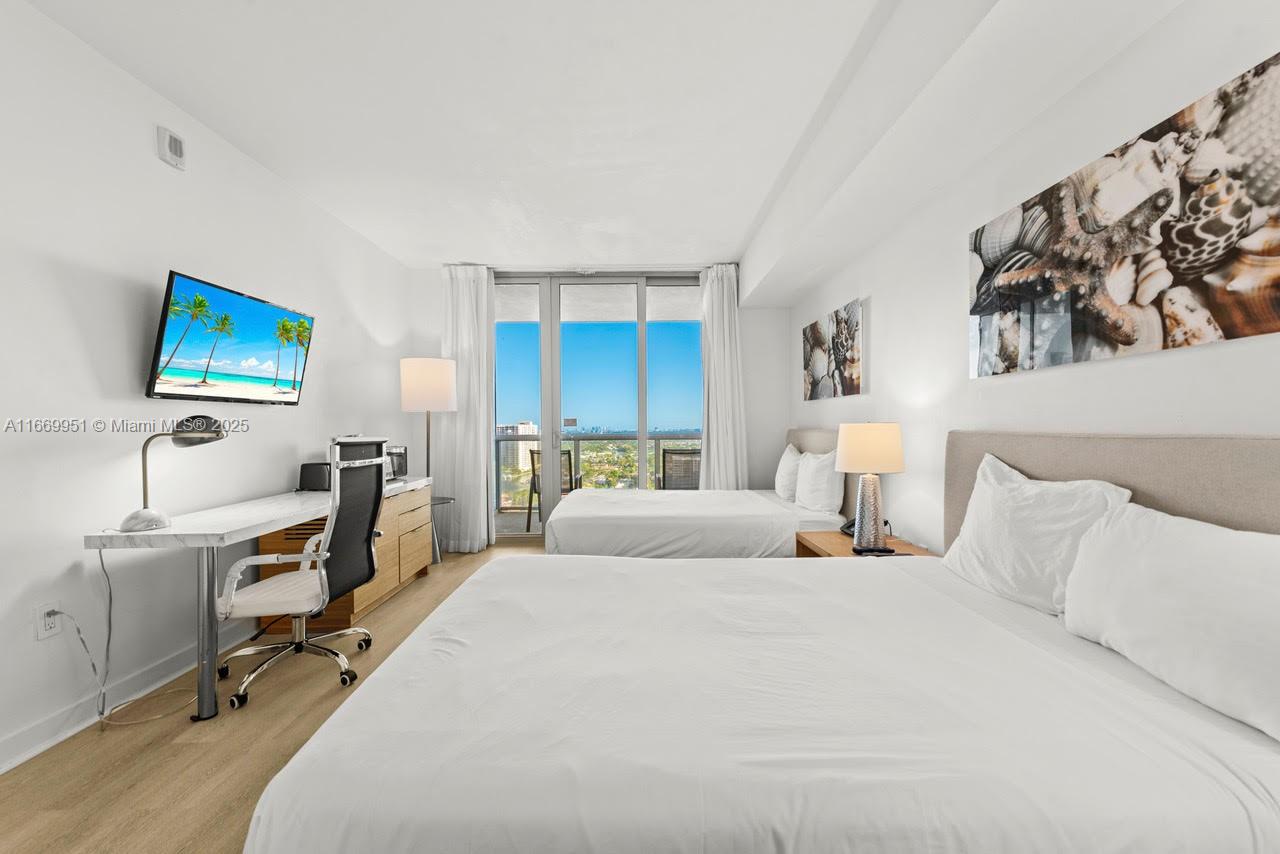 BEACHWALK CONDOMINIUM - Residential
