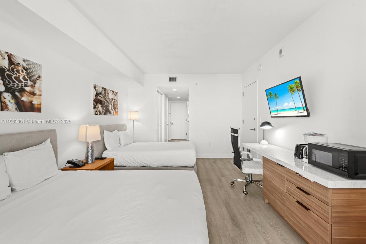 BEACHWALK CONDOMINIUM - Residential