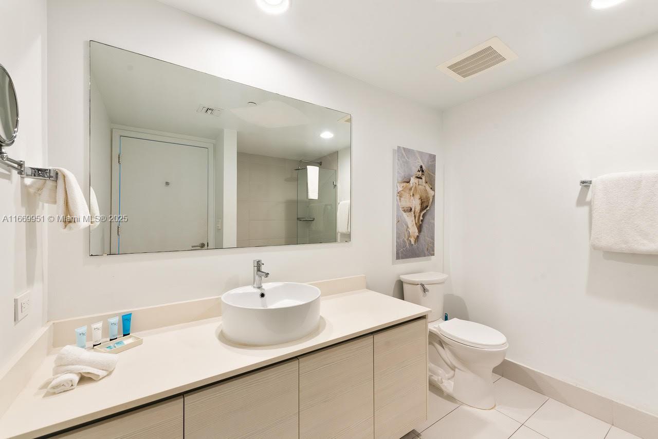BEACHWALK CONDOMINIUM - Residential