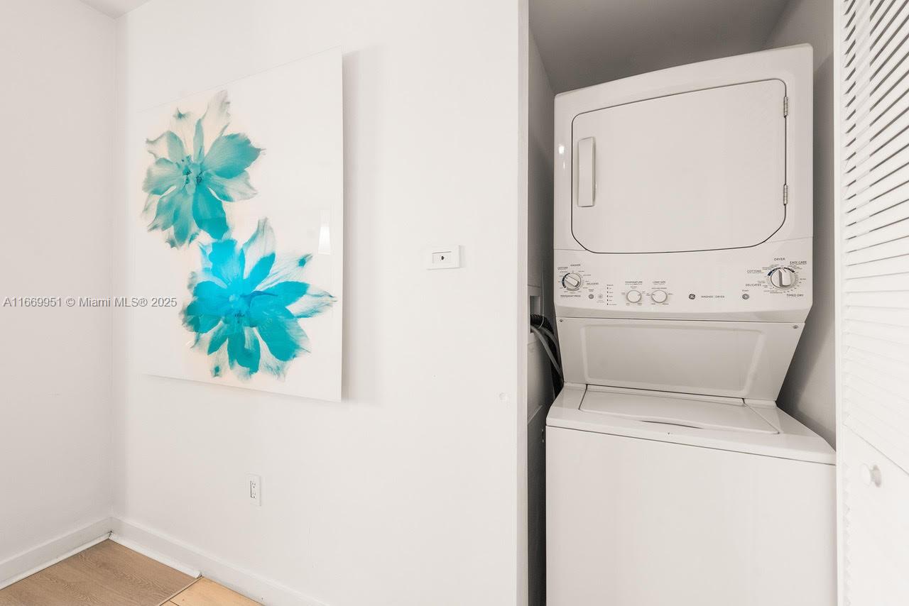 BEACHWALK CONDOMINIUM - Residential