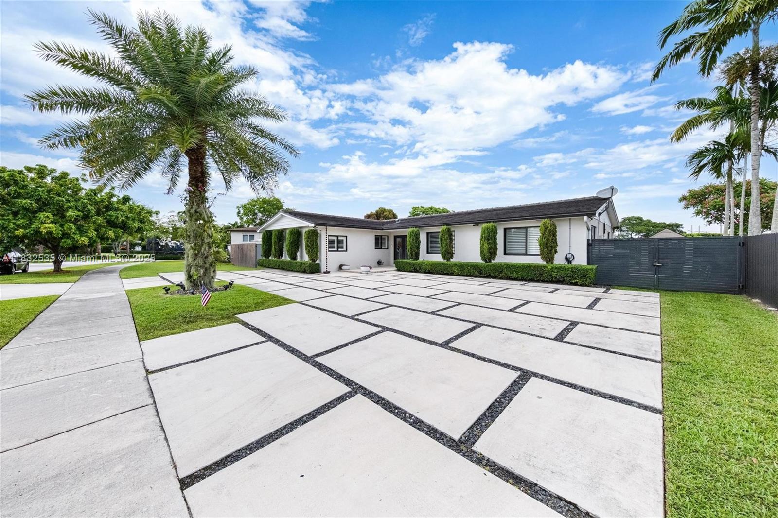 10321 SW 102nd Ave