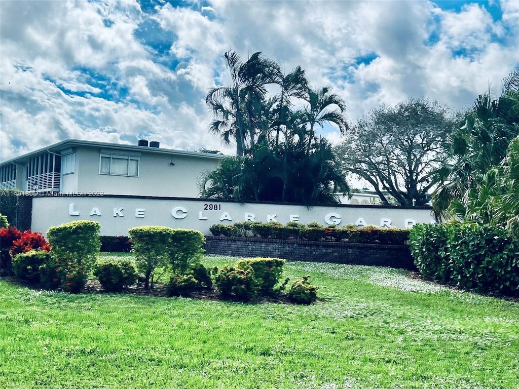 Photo of 2856 S Garden Dr S #106, Lake Worth, FL 33461 (MLS # A11491896)