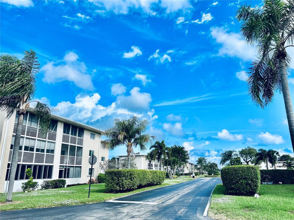 Photo of 2856 S Garden Dr S #106, Lake Worth, FL 33461 (MLS # A11491896)