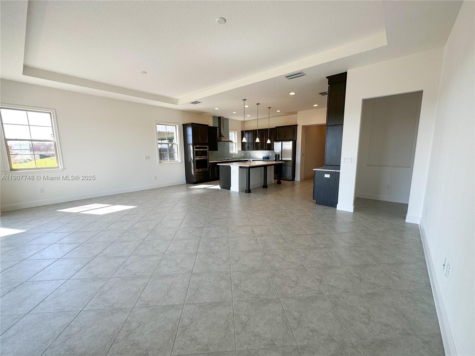 EAGLE CREEK. VILLAGE - Residential Lease