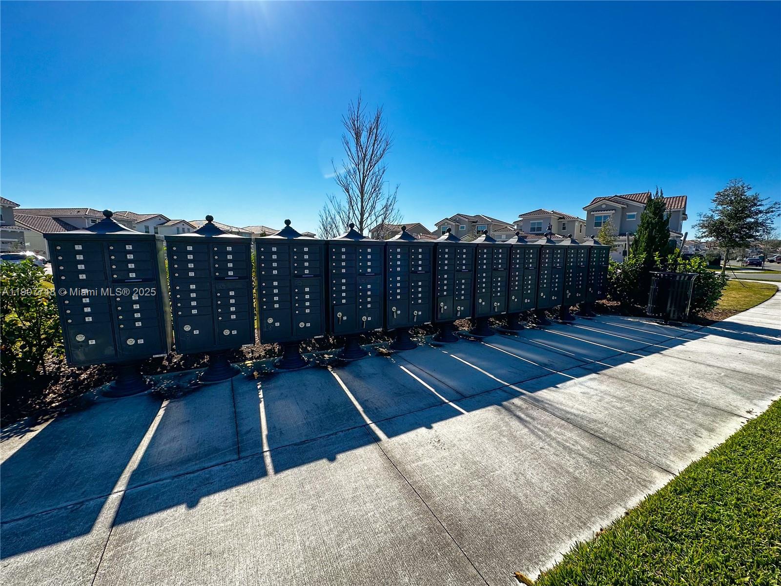 EAGLE CREEK. VILLAGE - Residential Lease