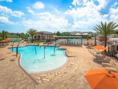 EAGLE CREEK. VILLAGE - Residential Lease