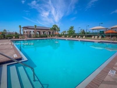 EAGLE CREEK. VILLAGE - Residential Lease