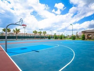 EAGLE CREEK. VILLAGE - Residential Lease