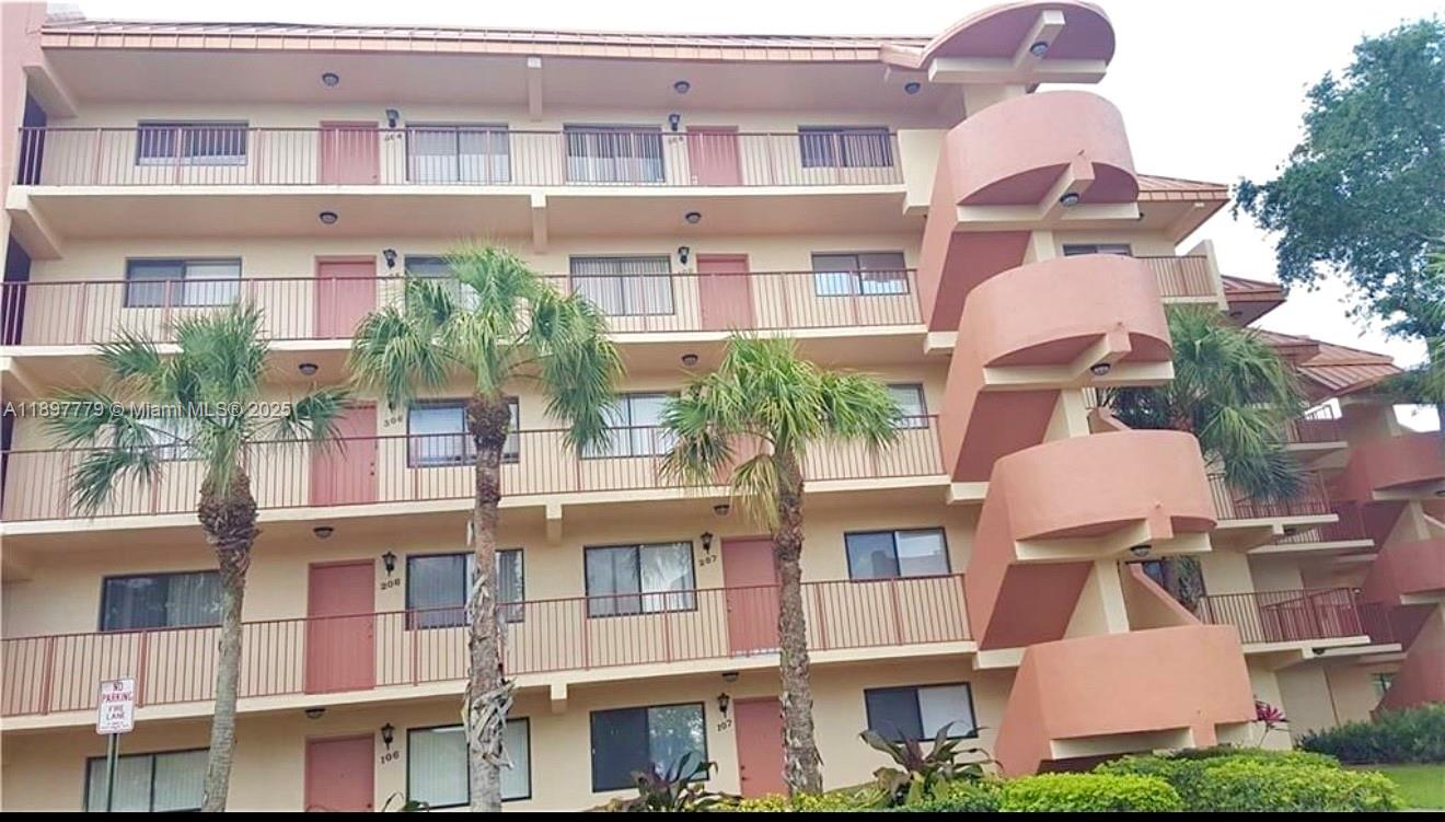 PLANTATION FOREST CONDO - Residential Lease