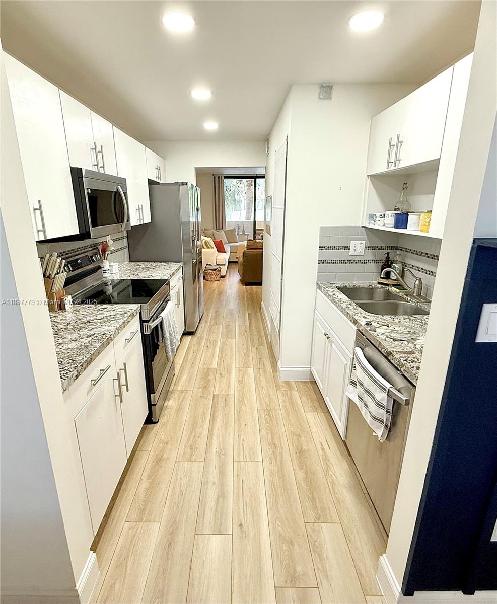 PLANTATION FOREST CONDO - Residential Lease