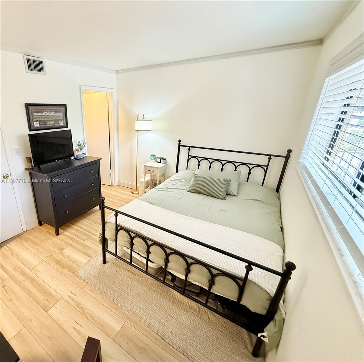 PLANTATION FOREST CONDO - Residential Lease