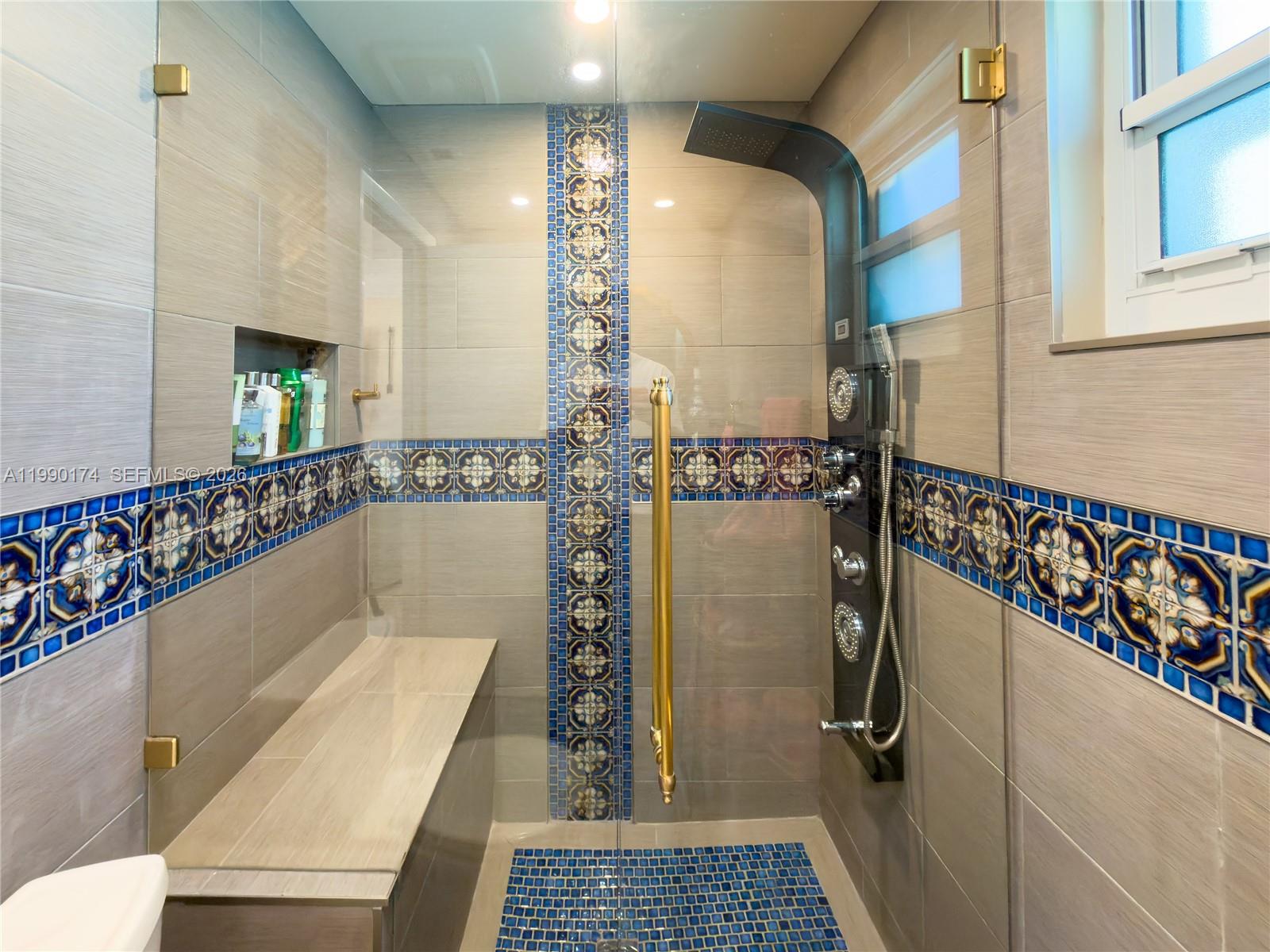 R Y K HOMESITES - Residential