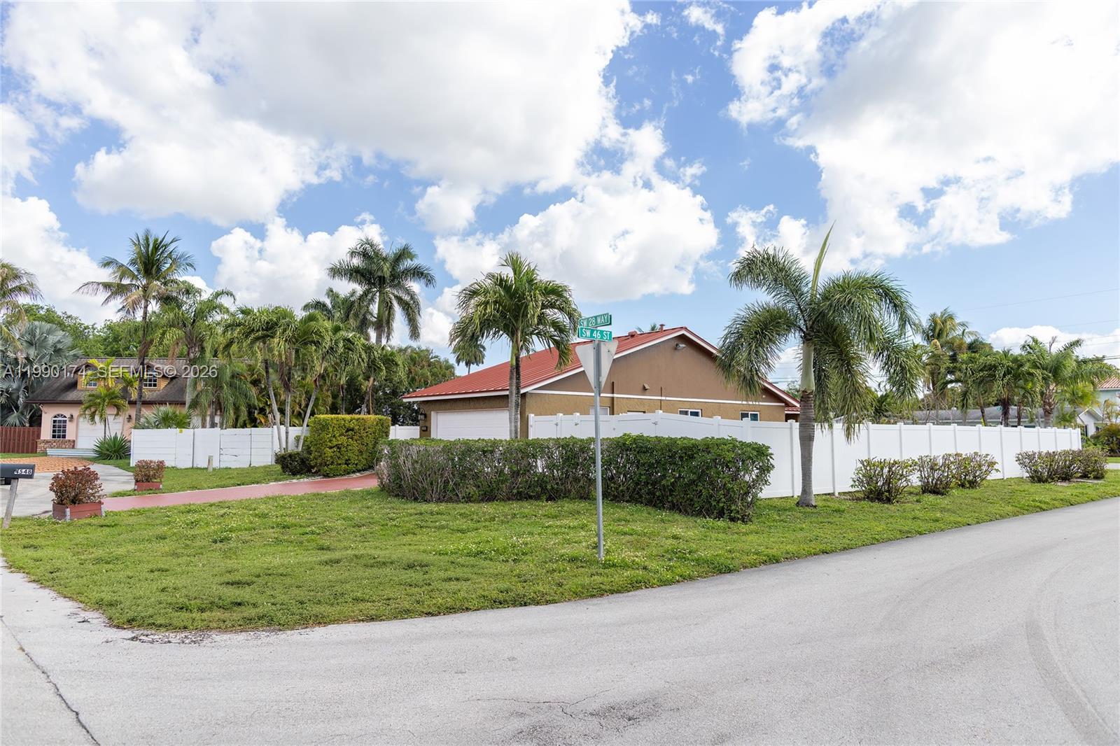 R Y K HOMESITES - Residential