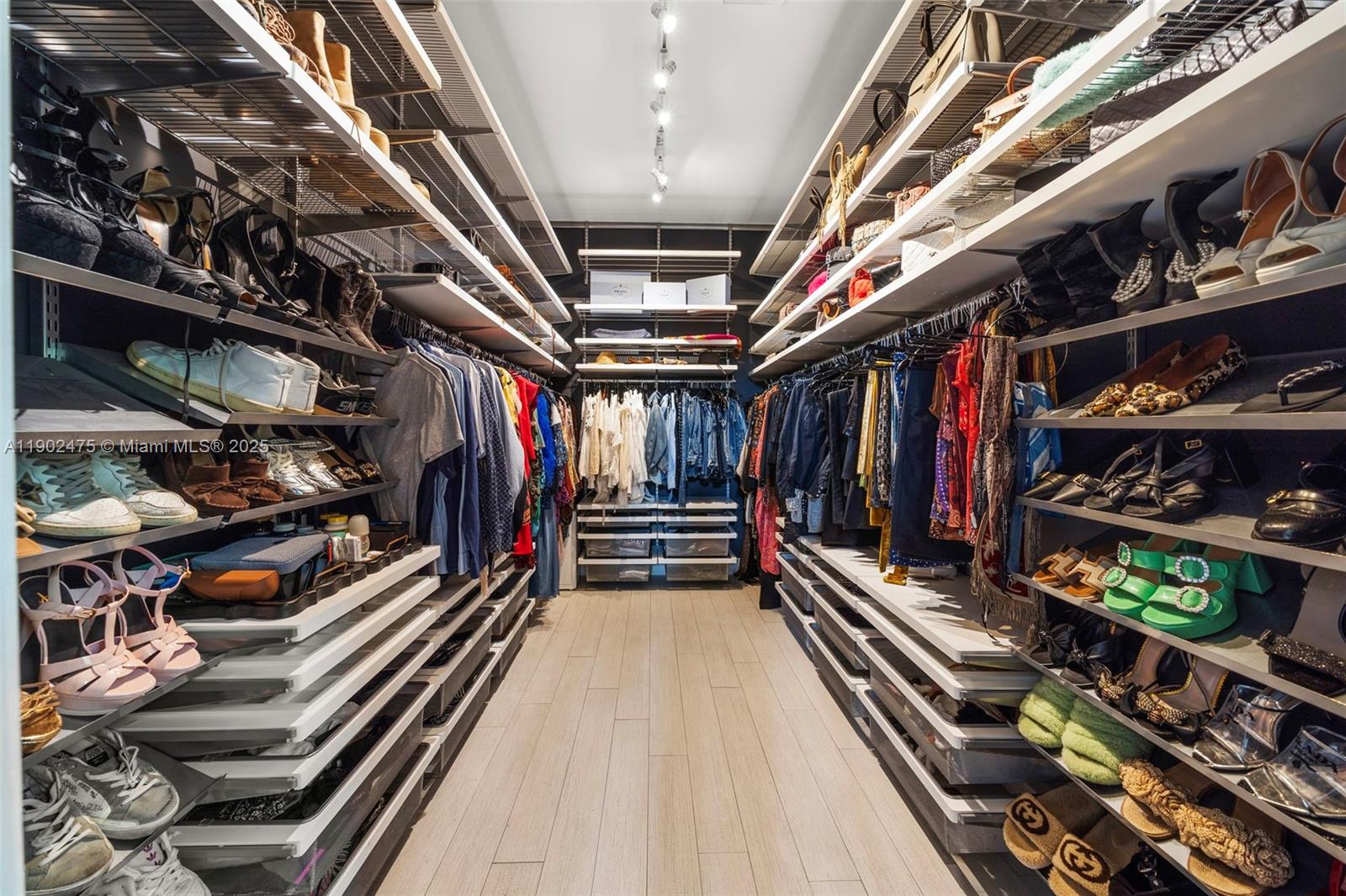 BAYSHORE UNIT NO 2 - Residential